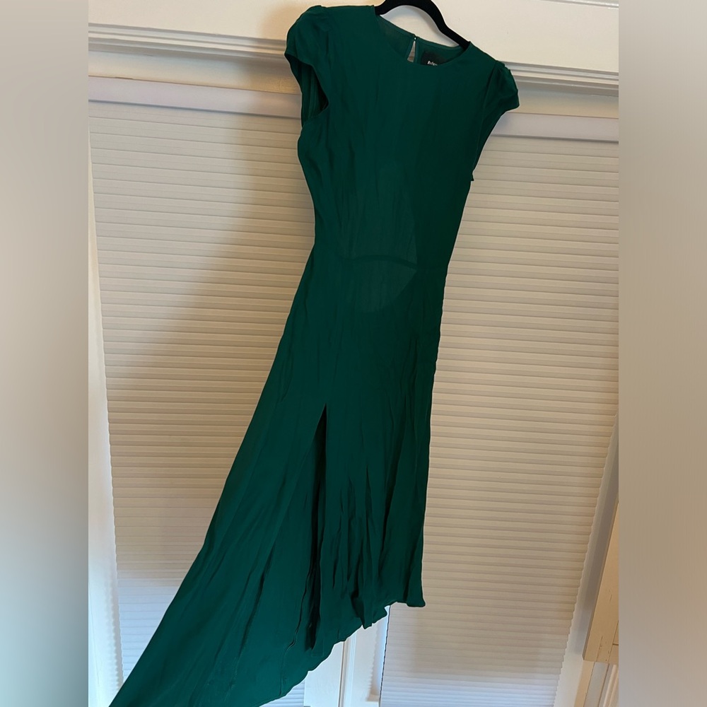 Elegant Green Maxi Dress